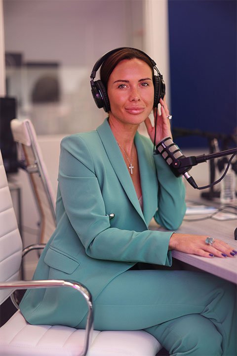 AIR Podcaster IRYNA WOOD